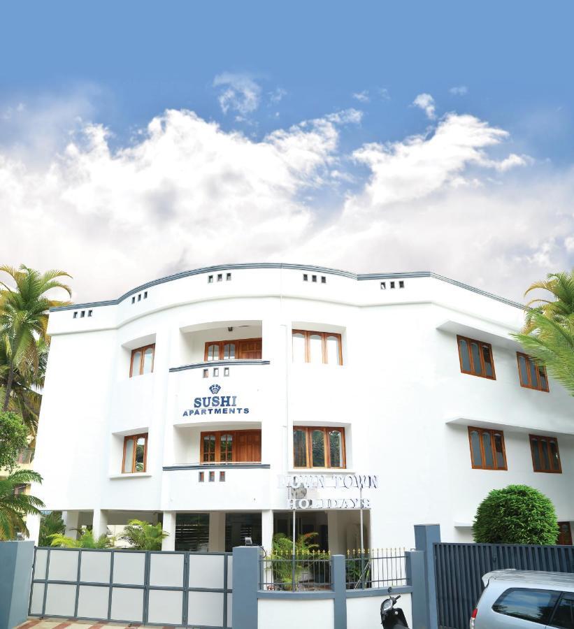 Down Town Holidays Thiruvananthapuram Ngoại thất bức ảnh