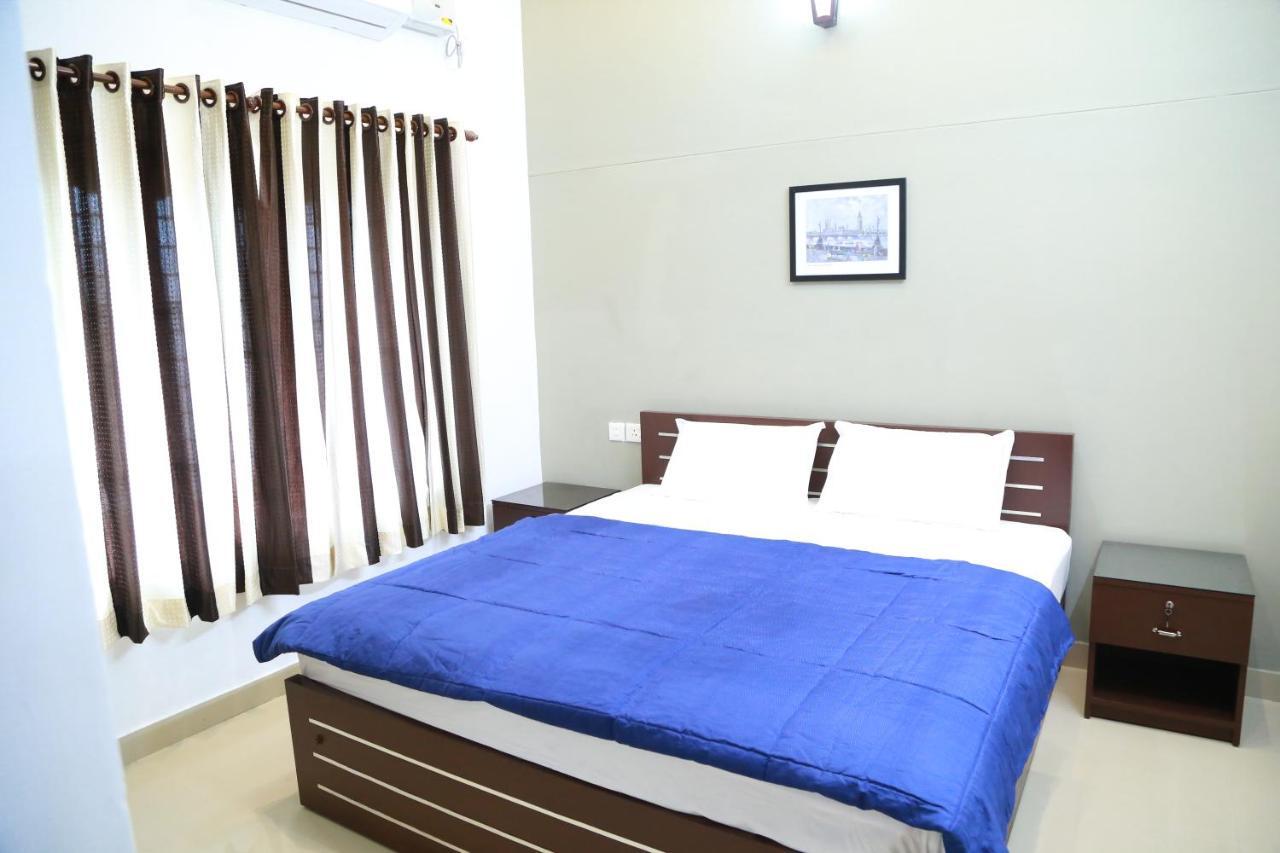 Down Town Holidays Thiruvananthapuram Ngoại thất bức ảnh
